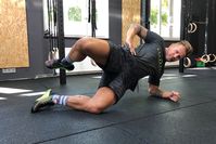 Imagen sobre el tema Crossfit Workout: 24 min de entrenamiento de cuerpo completo con ejercicios de sujeción para el hogar